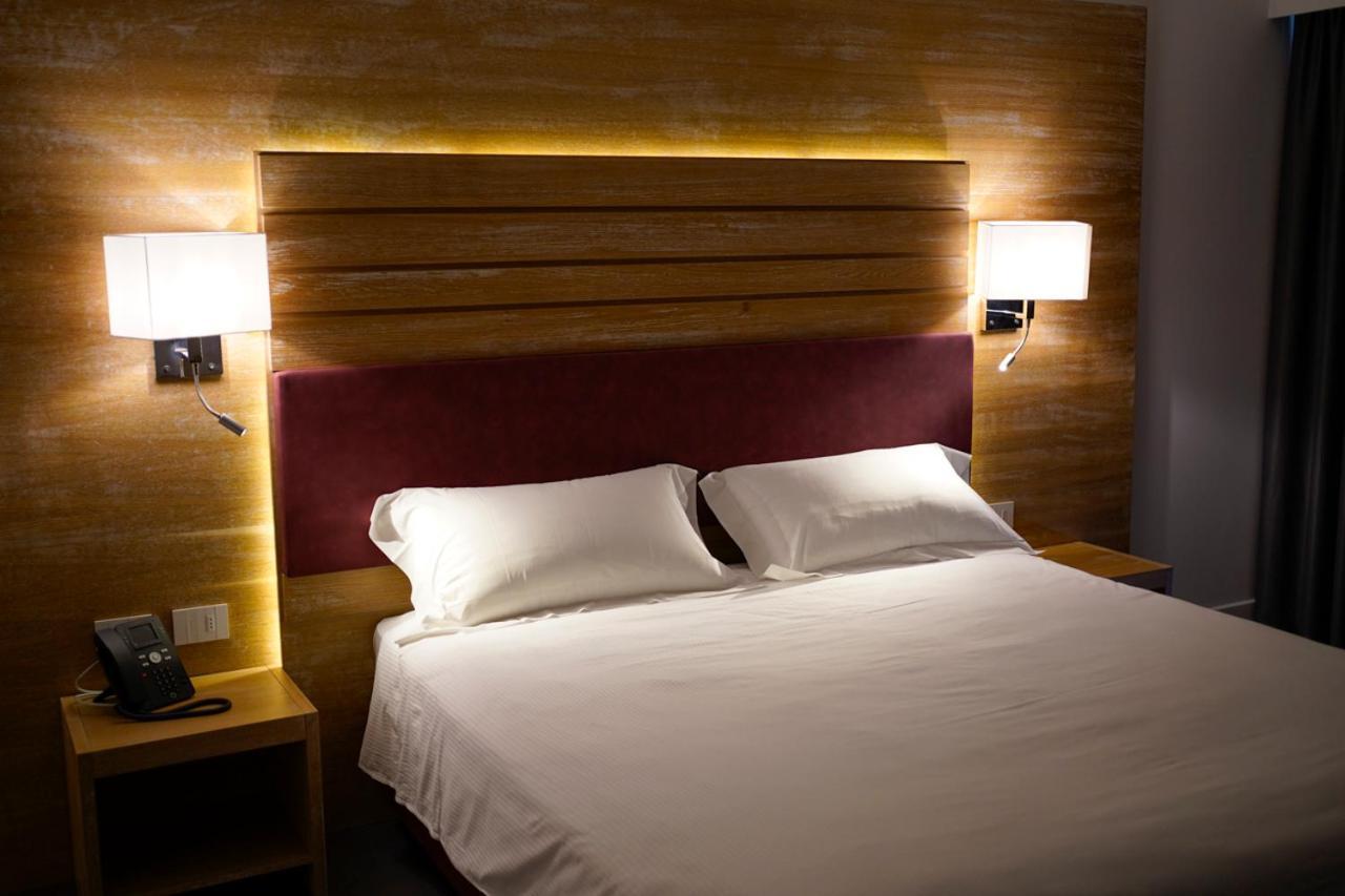 Pm Hotel Катандзаро Экстерьер фото